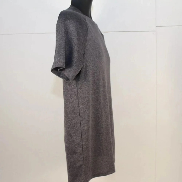 UNDER ARMOUR Tee - Picture 3 of 7